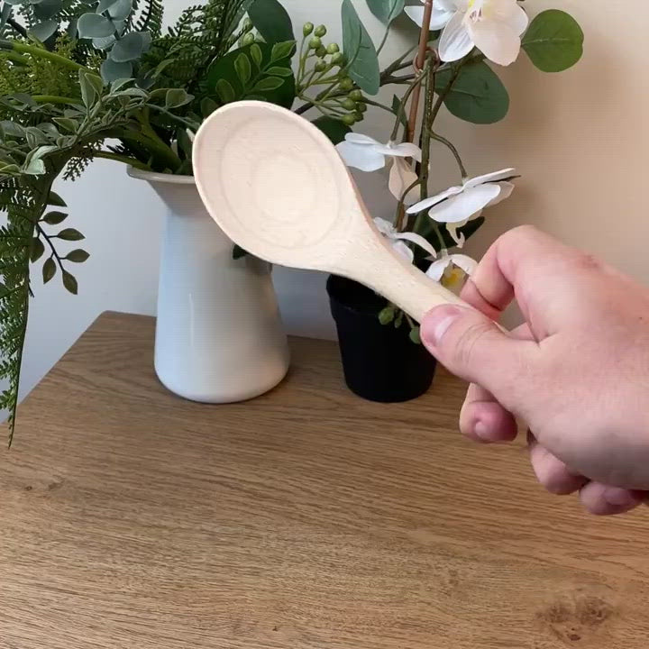 Load video: Personalised Valentine&#39;s Day Wooden Spoon